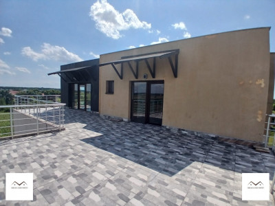 Apartament zona linistita