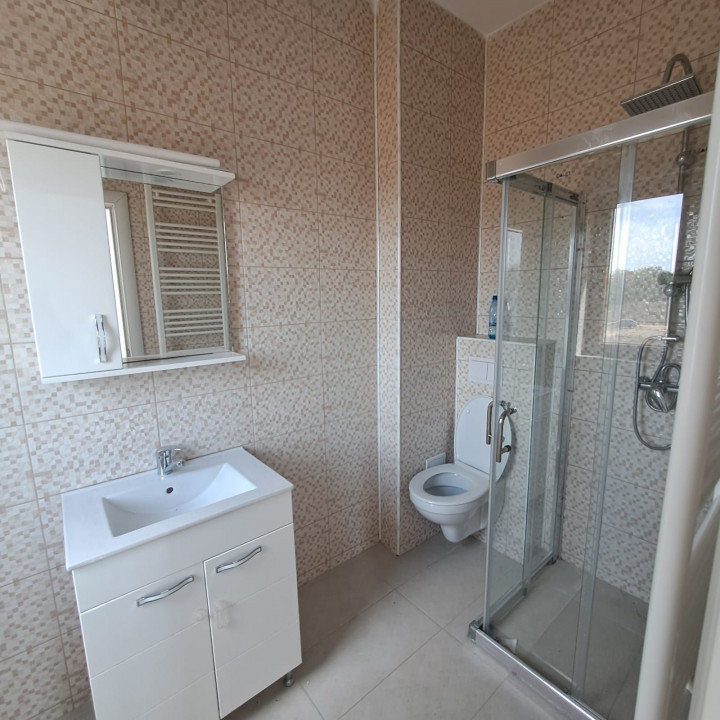 Vila duplex zona linistita