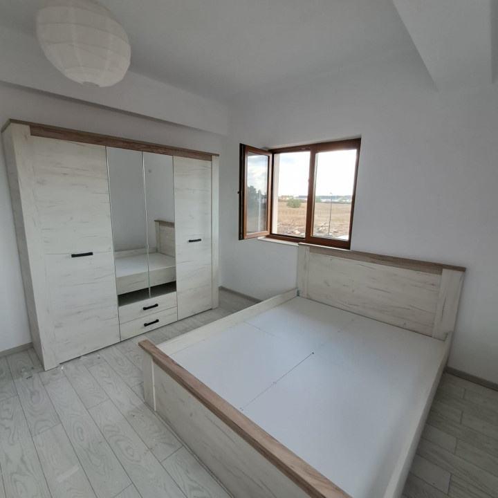 Vila duplex zona linistita
