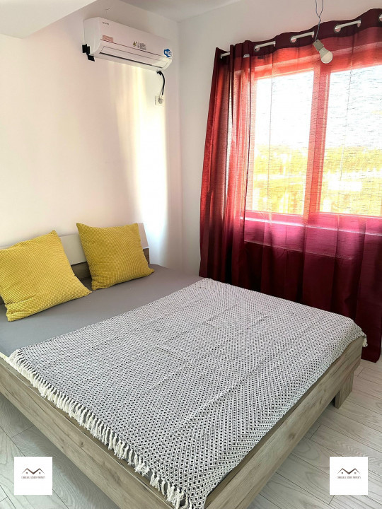 Vila duplex zona linistita