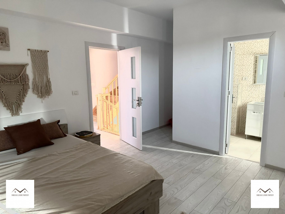Vila duplex zona linistita