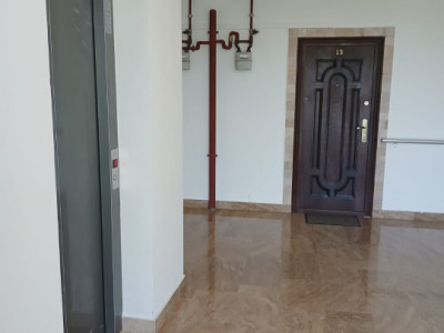 Apartament zona linistita